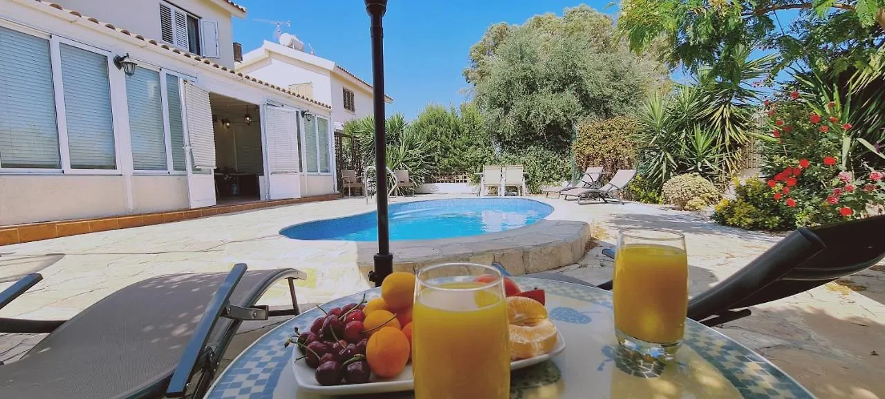 Stay Swallow'S Nest Villa Айя-Напа Кипр